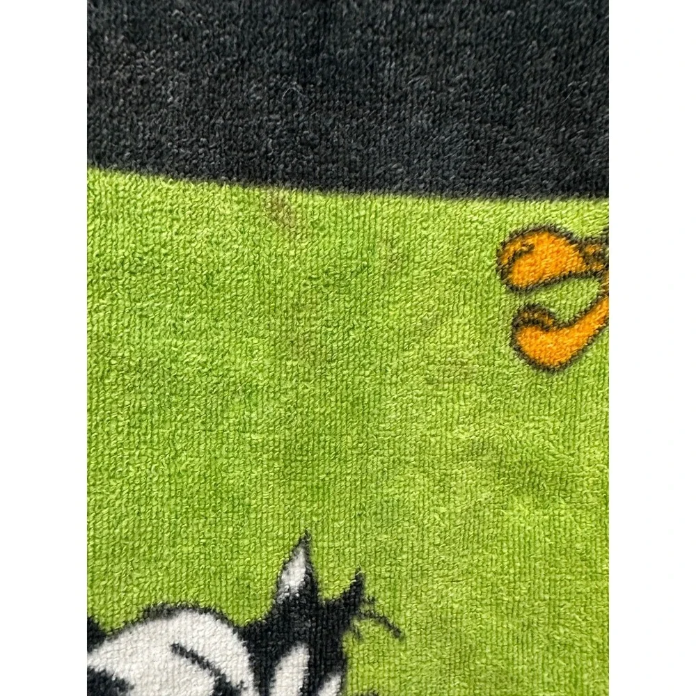 Looney Tunes Beach Towel Tweety Bird & Sylvester the Cat‎ 60